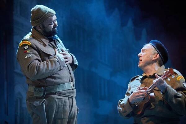White Teeth | Kiln Theatre
