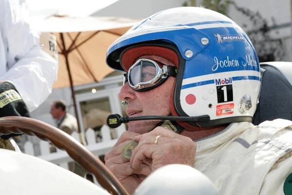 Mercedes-Benz Rennfahrer Jochen Mass verstorben : Mercedes-Benz Museum Stuttgart: Classic Fanseite