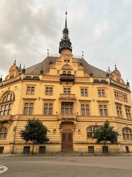Okresní dům - kulturní a vzdělávací centrum pod záštitou knihovny Václava Štecha - Projekty města Slaný