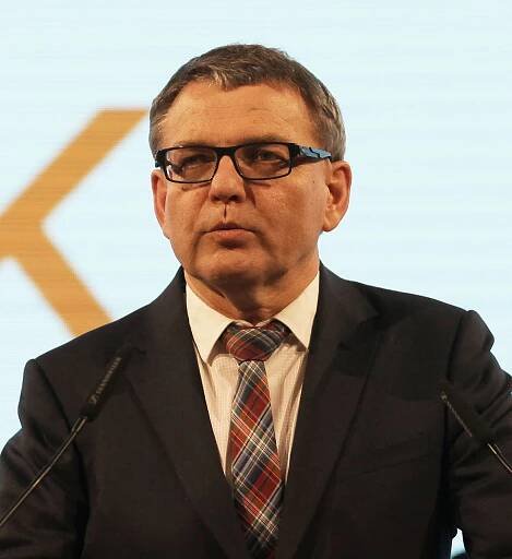 Politolog Lukáš Jelínek: ČSSD nikoho lepšího než Zaorálka nemá
