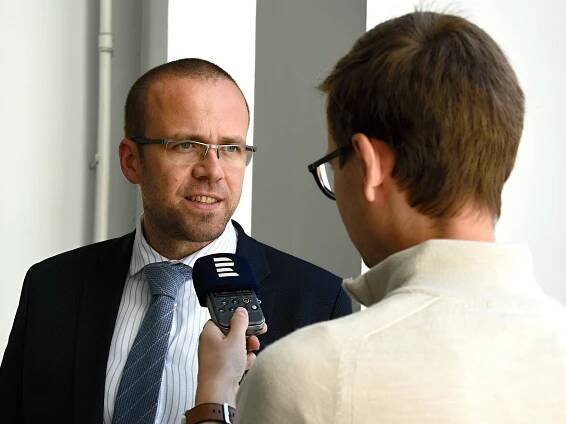 Starosta Kolína si ještě přibírá post náměstka hejtmanky. Na částečný úvazek