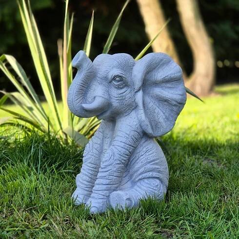 Betonová figurka Slon sedící zahradní dekorace 10 kg 30 cm mrazuvzdorná