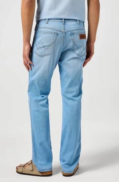 Pánské džíny WRANGLER Texas světle modré-seprané-33/34 | EXE JEANS | Specialisté na džíny Mustang, Cross, Mavi a další