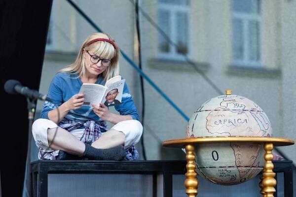 Revizor - premiéra, 18. 6. 2021 (foto: Daniel Schulz, Filip Jančo) | Fotogalerie | Moravské divadlo Olomouc