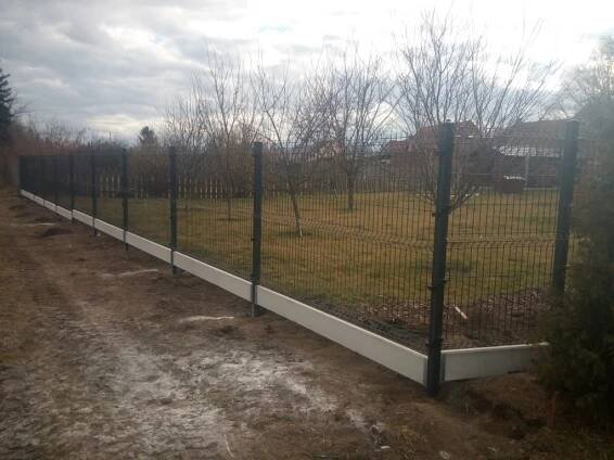 Průmyslové ploty (Svařované) – Stavba plotů – KM Exteriéry