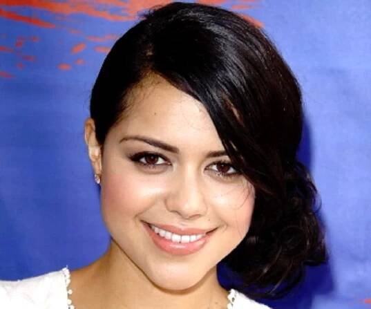 Alyssa Diaz