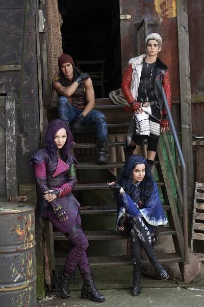 Následníci - Promo - Dove Cameron, Booboo Stewart, Sofia Carson, Cameron Boyce