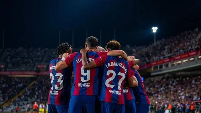 Hvězdné posílení last minute: Barcelona ulovila obránce Manchesteru City a oporu Atlética