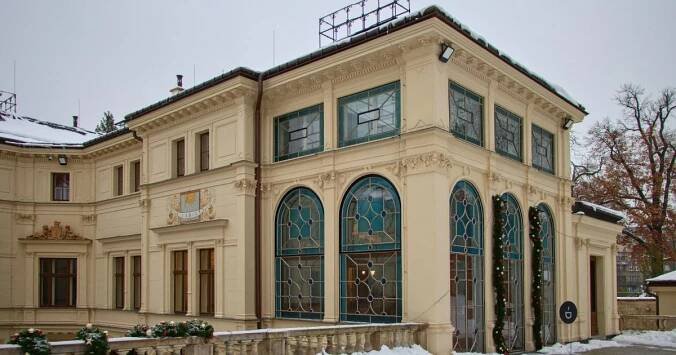 Liebiegův palác v Liberci je vila ve stylu italských renesančních paláců. Plná technologií své doby (Výlety) (audio) | Kurzy.cz