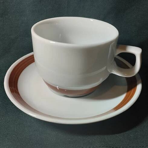 Starý restaurační šálek s podšálkem porcelán G. Benedikt, Dvory * ČSSR - Starožitnosti a umění