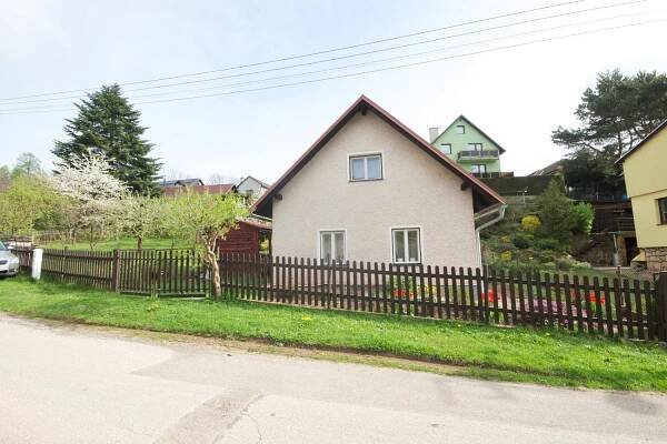 J. Strnada, Nová Paka - Štikov, okres Jičín