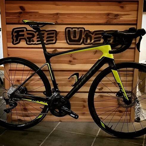 Giant Defy Advanced Disc – Free Wheels