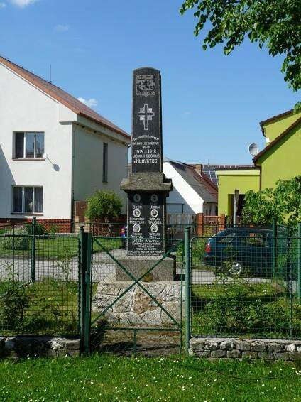 Soubor:Hlavatce (CB), pomnik 01.jpg – Wikipedie