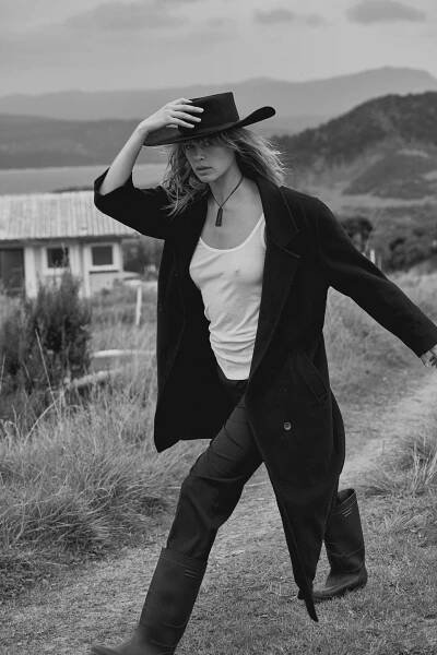 JESSICA CLARKE COLLABORATION — Holly Sarah Burgess