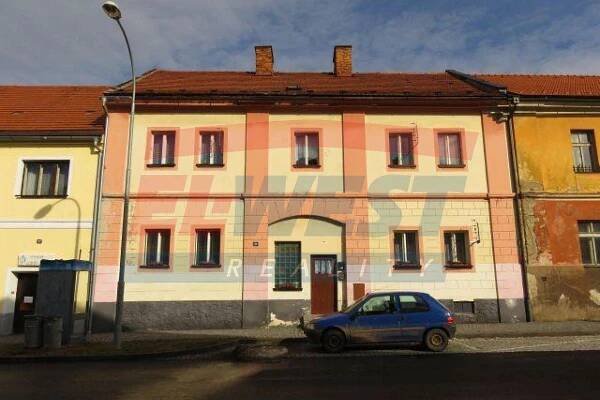 PRODEJ SAMOSTATNÉ 1/2 RODINNÉHO DOMU V KAŠPERSKÝCH HORÁCH