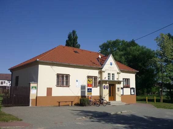 Soubor:Horni-dunajovice-obecni-urad.jpg – Wikipedie
