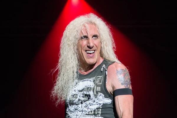 Dee Snider podporuje nadaci HELP | Rádio BEAT: První bigbít u nás