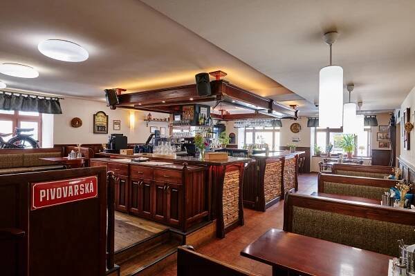 Úvod | RESTAURACE ZLATÁ HVĚZDA