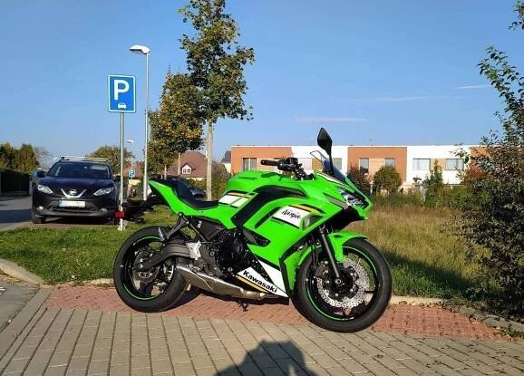 Kawasaki Ninja 650, SKLADEM IHNED k ODBĚRU - (4 letá záruka ZDARMA) (NOVÁ, 2025), 188.900 Kč