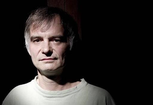 Fotogalerie: Tomáš Töpfer jako velitel Arazím v Četnických humoreskách. Vedle režisér...