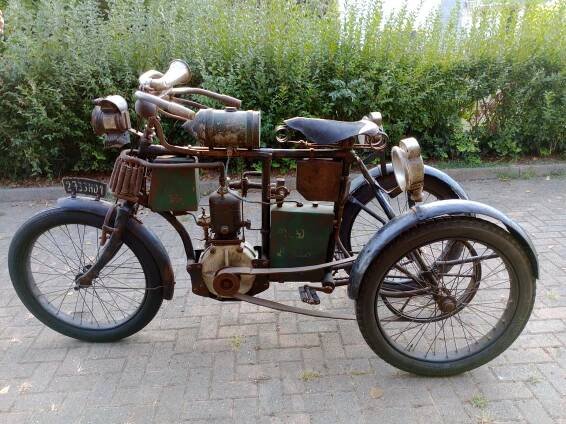 Triciclo Dedion Bouton