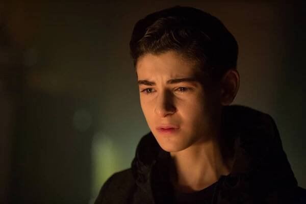 Gotham - Hrst bláta s podlostí - Z filmu - David Mazouz