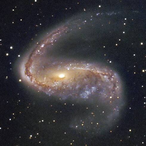 ESO image of the spiral galaxy listed as NGC 2242 and 2243