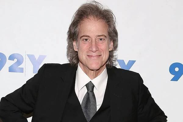 'Curb Your Enthusiasm' Honors Richard Lewis 5 Days After His Death