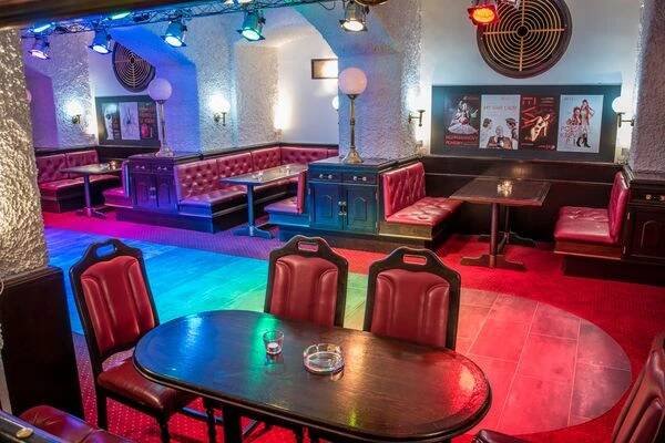 JIMMY's – Divadelní klub