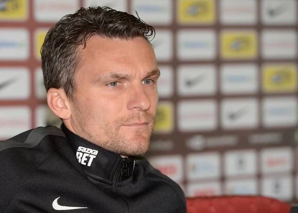 Zlatý byznys hokejového mistra světa Sýkory skončil obřím krachem: Dluží desítky milionů!