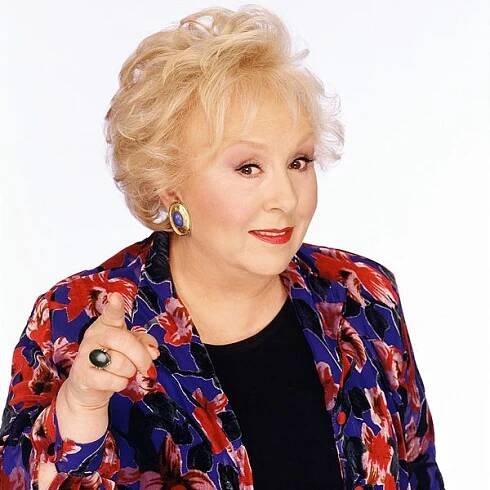 Doris Roberts Dies at 90
