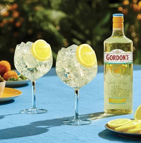 Gordon’s uvádí na trh nový, delikátní a šťavnatý gin s tóny sicilských citronů!