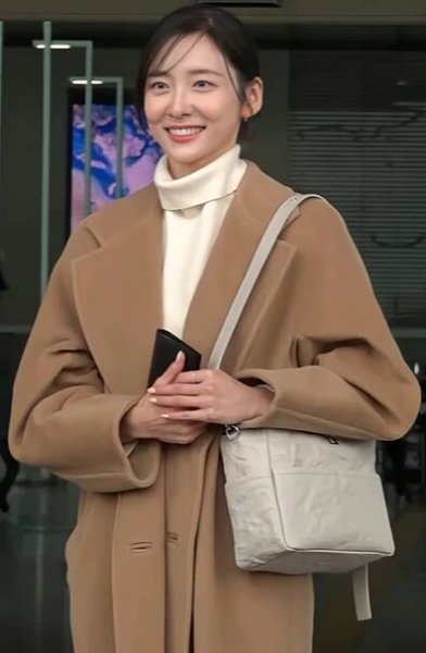 Park Ji-hyun (actress) - Wikipedia