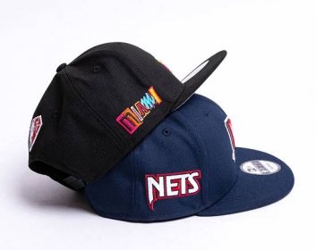 Kšiltovka New Era 9FIFTY NBA22 City Alternate Logo Brooklyn Nets Team Color