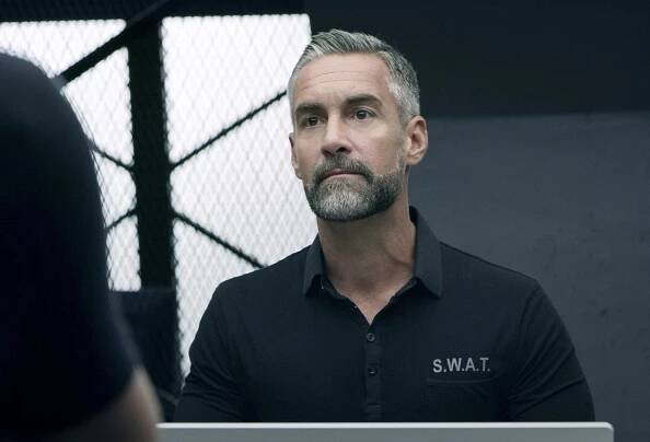 Zbrojnice - Nikdy víc - Z filmu - Jay Harrington