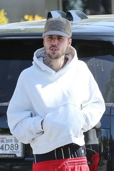 Justin Bieber prolomil mlčení ohledně údajné drogové závislosti: Za jeho unaveným vzhledem stojí překvapivé důvody
