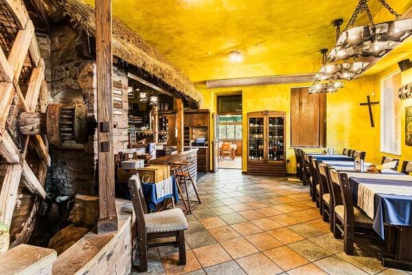 Restaurace | Hotel, pivovar, restaurace - Jelínkova vila, Velké Meziříčí