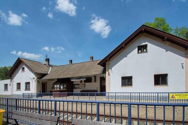 Fotografie - Davle - vlaková stanice - 11.05.2022