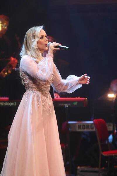 Celebrity v slzách: Zemřela učitelka zpěvu českých hvězd!