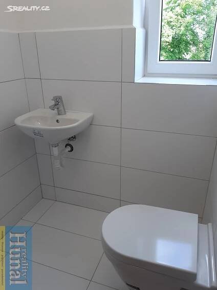 Pronájem Byt 3+kk, Nádražní, Pacov