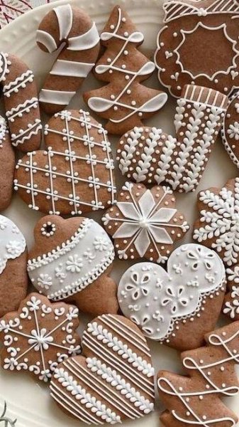 25+ Christmas Cookies Decor Ideas That Will Make Your Holiday Baking Legendary!🍪🎄 in 2025 | Kleingebäck, Gebäck