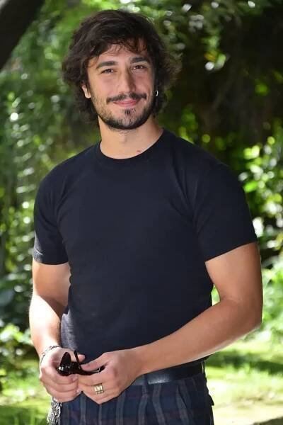 Eugenio Franceschini is the new love interest in Emily In Paris
