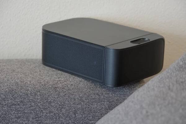 JBL Bar 800 - rear couch detail left