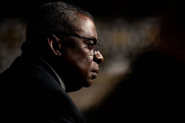 Lloyd Austin’s Hidden Diagnosis: Why Some People Keep Serious Illnesses Private
