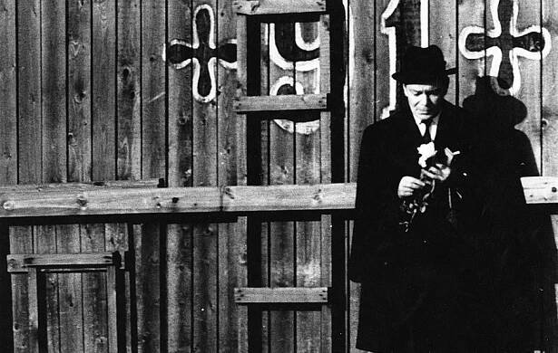 Unto Salminen - Tuulinen päivä - Z filmu