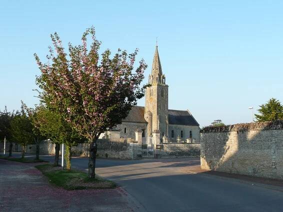 Súbor:St-pierre-de-lasson.jpg – Wikipédia