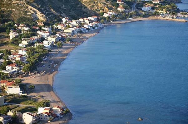 Komi Beach | Emporios Bay Hotel in Chios, Greece