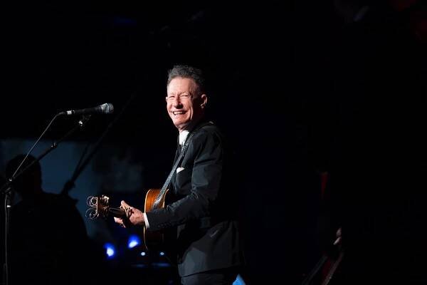 Lyle Lovett