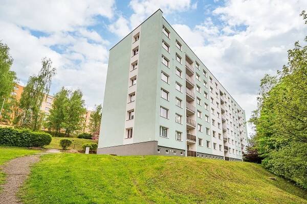 Prodej bytu 2+1 s lodžií a 2 komorami, 67 m2, Žitná, Liberec VI - Rochlice - MILFAJT REALITY 