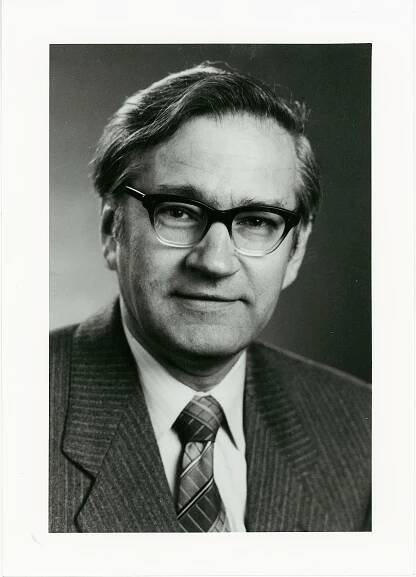 Soubor:Richard R. Ernst 1980s.jpg – Wikipedie